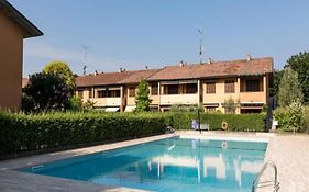 Edoard Luxury Apartment